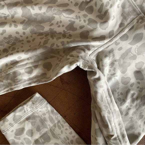 NWT LULULEMON Align HR Pant 25” - Picture 6 of 6